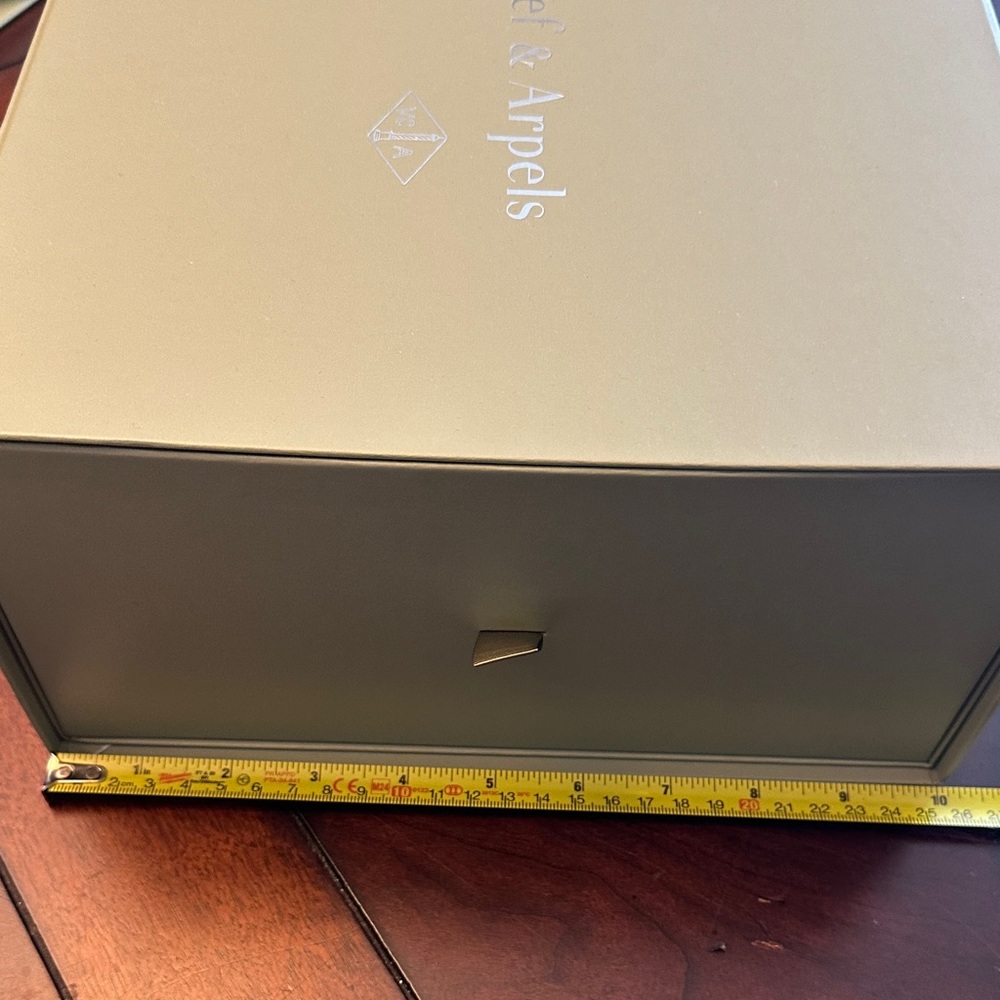 Van Cleef & Arpels Soft Green Box - Picture 5 of 6